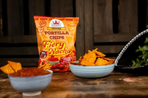 Ostre nachosy Poppamies Fiery Nacho z Habanero 150g